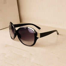 Load image into Gallery viewer, Women Sunglasses