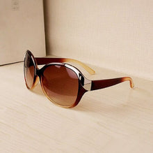 Load image into Gallery viewer, Women Sunglasses